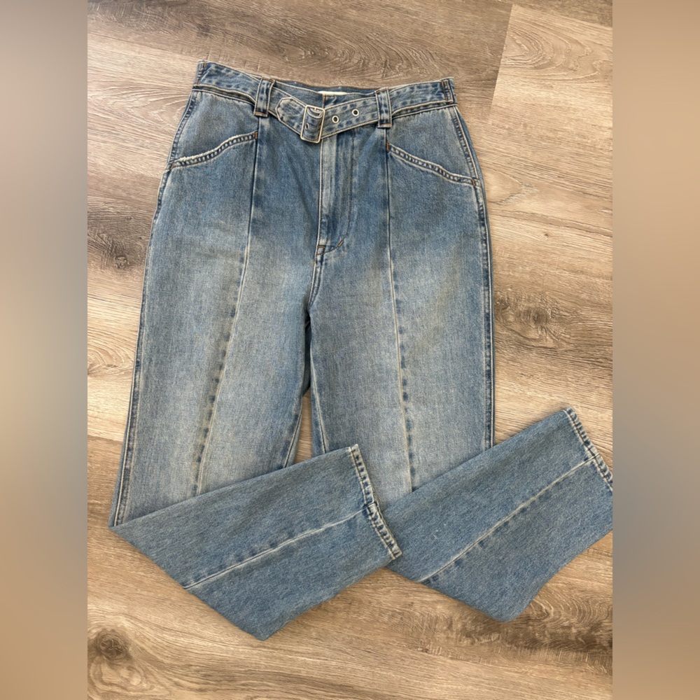 Madewell Jeans High Rise Tapered Belted Light Medium Wash mom Jean seamed 27